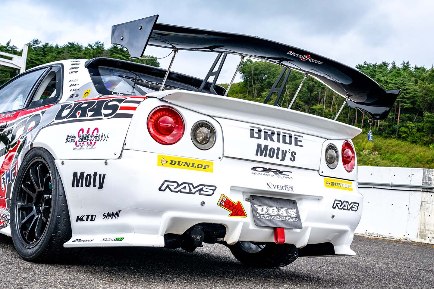 偉大なる父を超えるために…」ER34スカイラインでD1GPに挑む野村圭市の