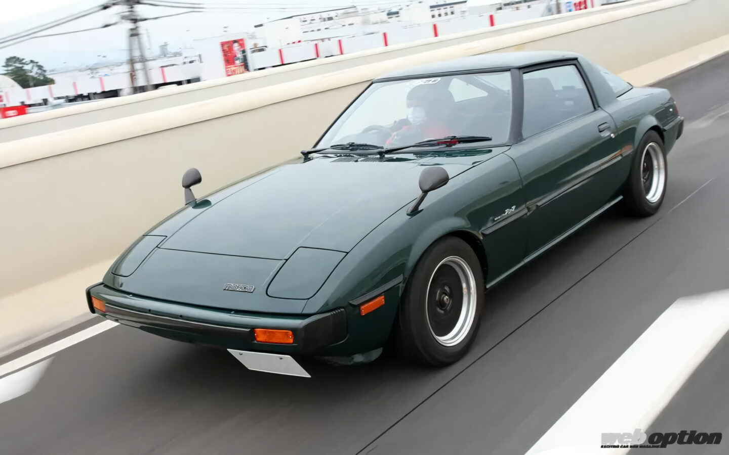 サバンナに夢を乗せて…」12Aロータリーを愛した男と、愛された初代RX-7