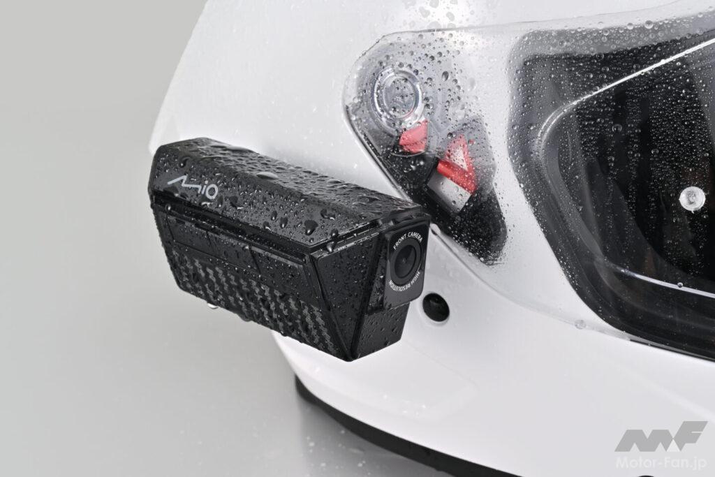 バイクヘルメット専用に開発されたドラレコ」前後フルHDの2カメラ式