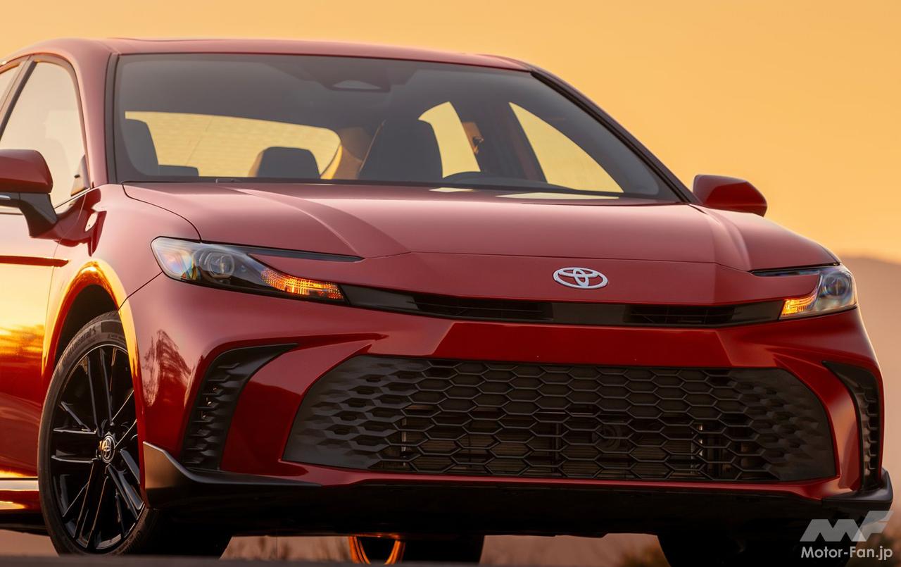 発売は11月か? カムリが3年ぶりに日本復活へ！北米で人気のミドル