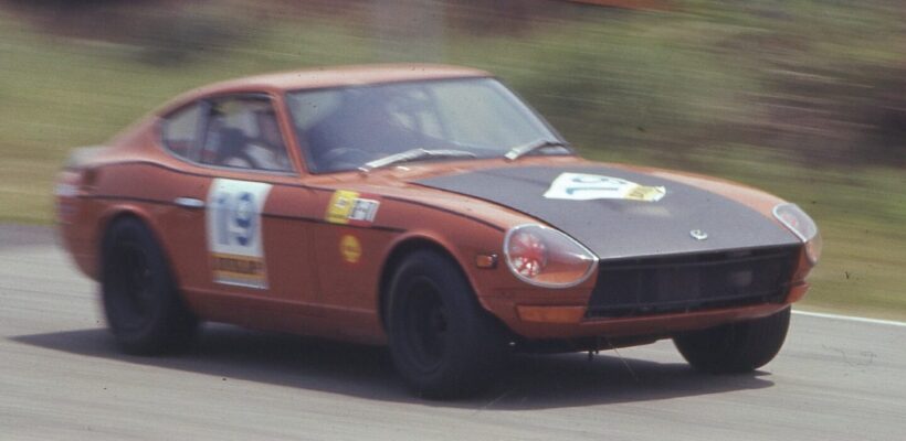 世界最速トヨタ「2000GT」 vs. 最強Z日産「フェアレディZ432」、自動車