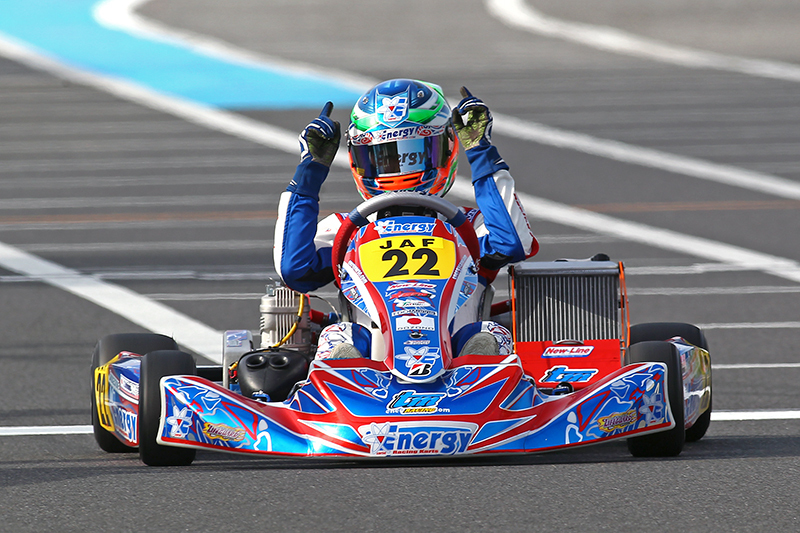 海外で腕を磨いた堂園鷲選手がFS-125部門で全日本選手権初優勝！ | JAF