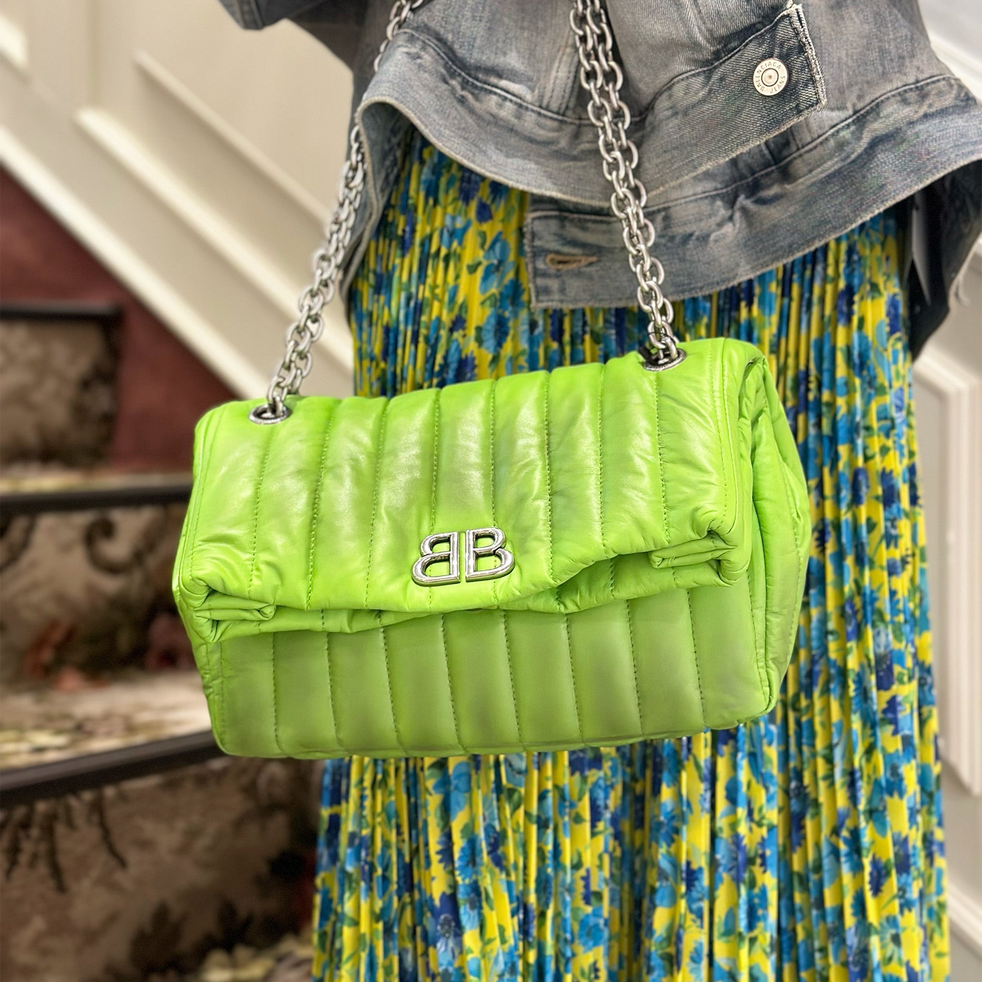 BALENCIAGA MONACO CHAIN BAG S – mou by ACROPOLIS