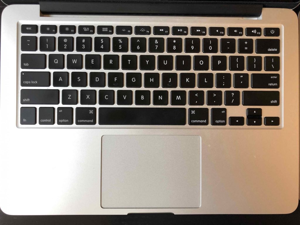 MacBook Pro 2019 13インチ レビュー | ぽこぺんブログ