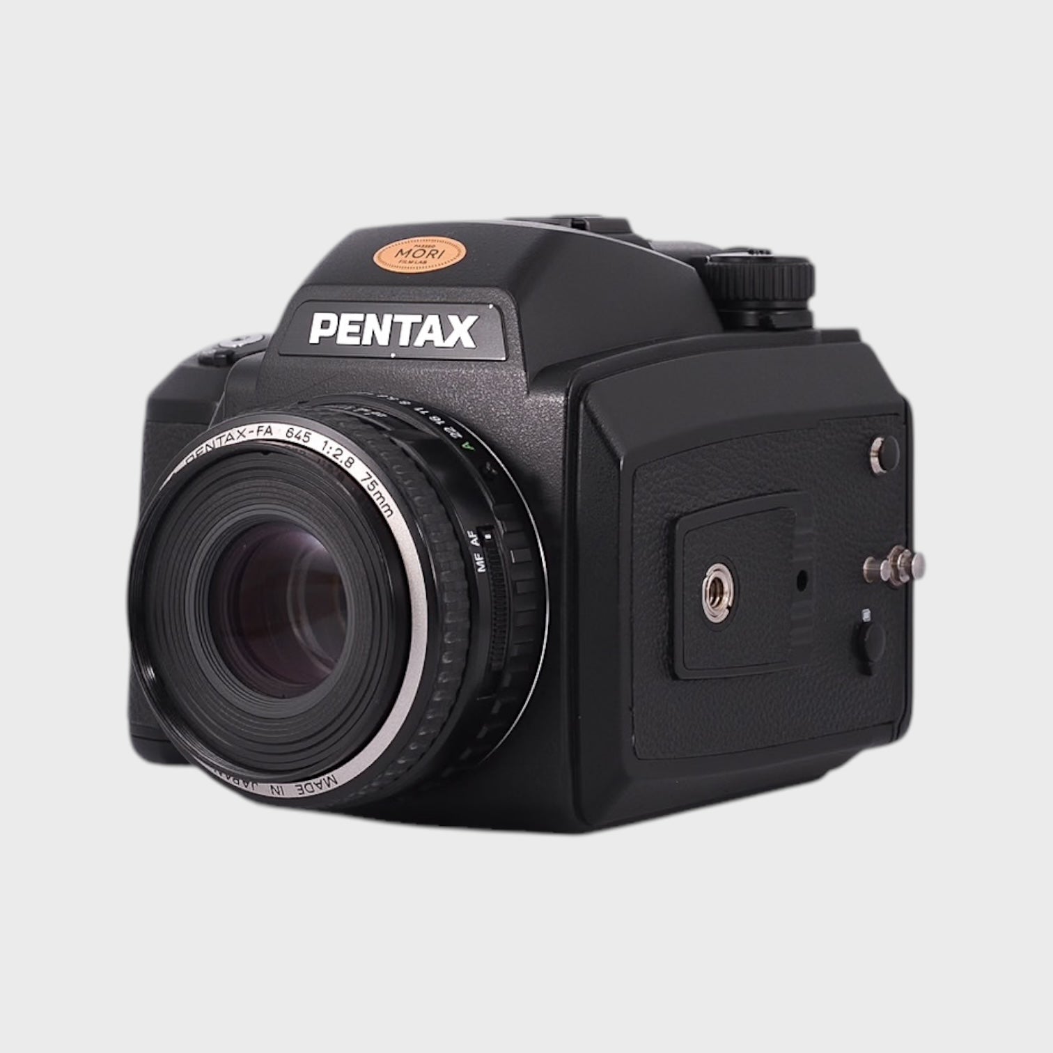 Pentax 645Nii Medium Format Film Camera with 75mm f2.8 lens – Mori