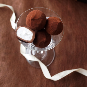 生クリームを生チョコで包んだ新食感スイーツ♪『MOZE CHOCOLAT