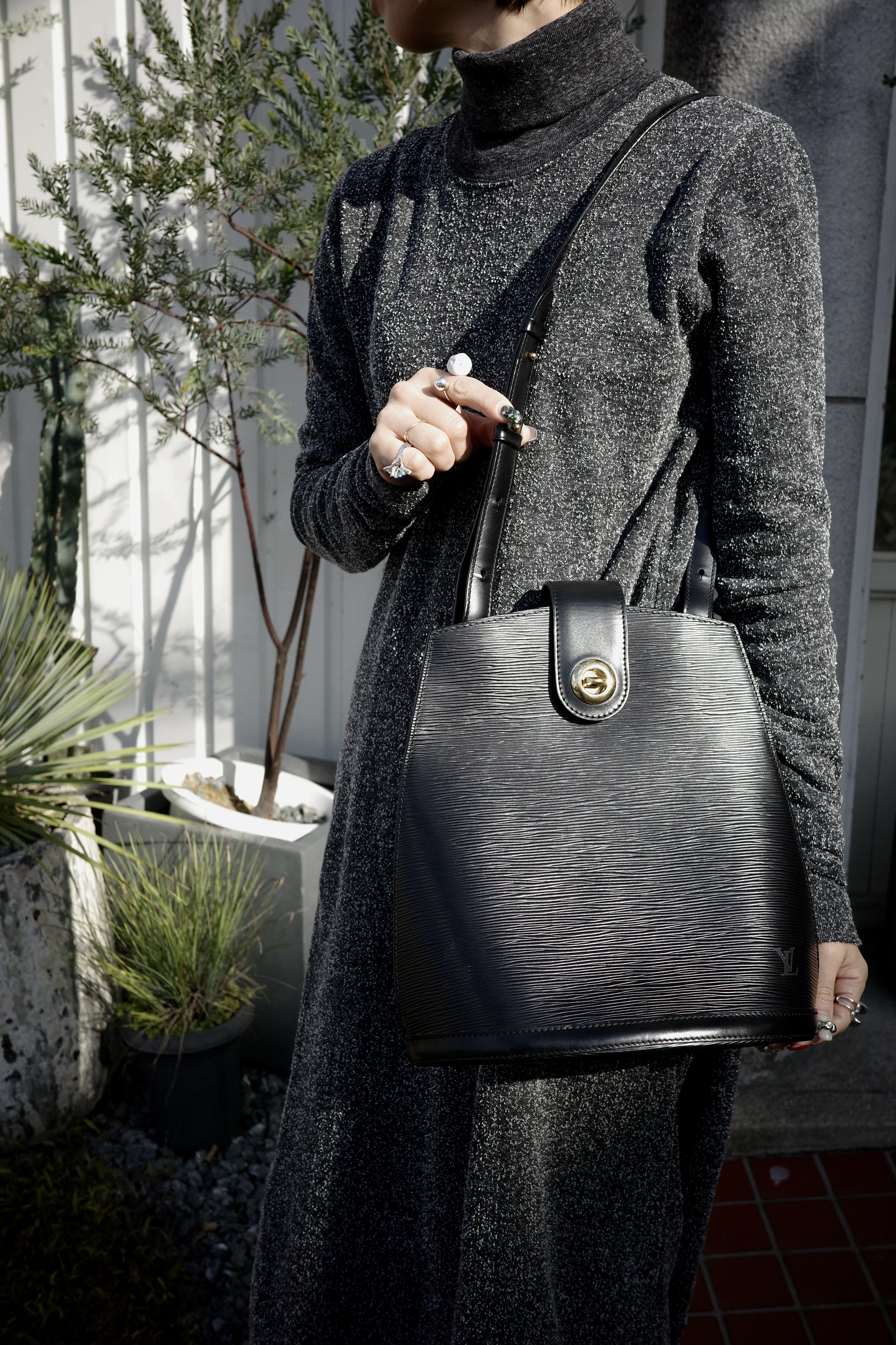 VINTAGE LOUIS VUITTON エピ “クリュニー” ショルダーバッグ - mozme