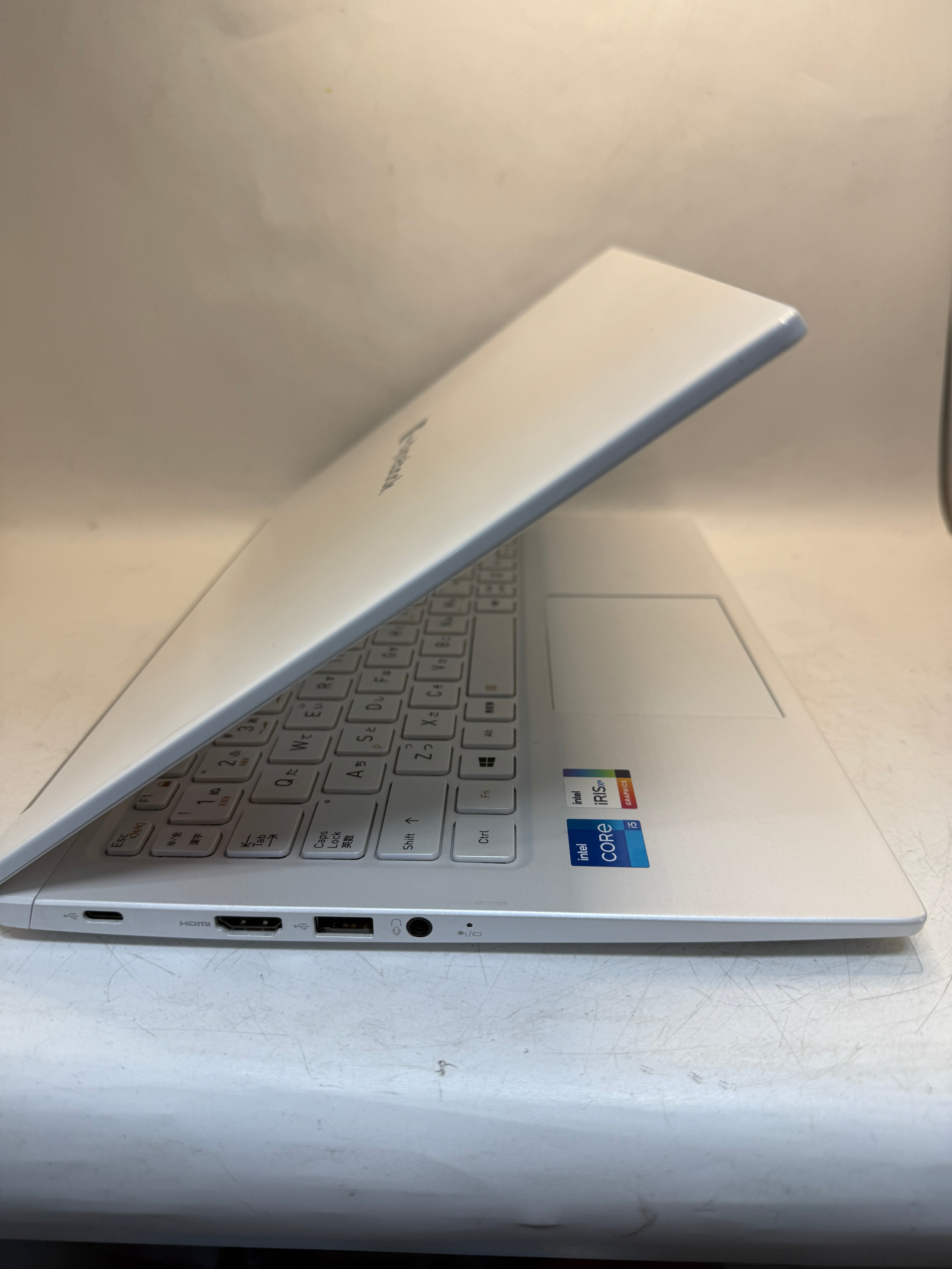 美品東芝GCX83/PW core i5-1135G7 メモリ8GB SSD 256GB win11 – ML