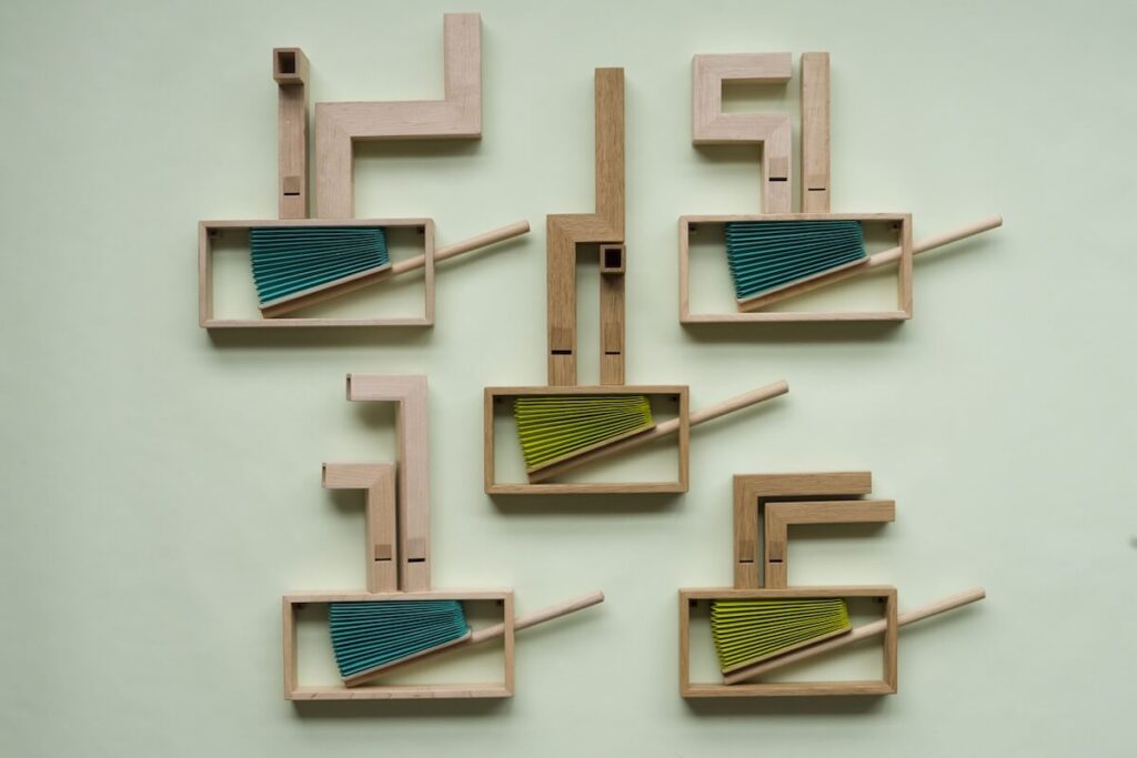 スウェーデン発の手工芸が導く、ファンタジーの世界 - MMoP｜モップ