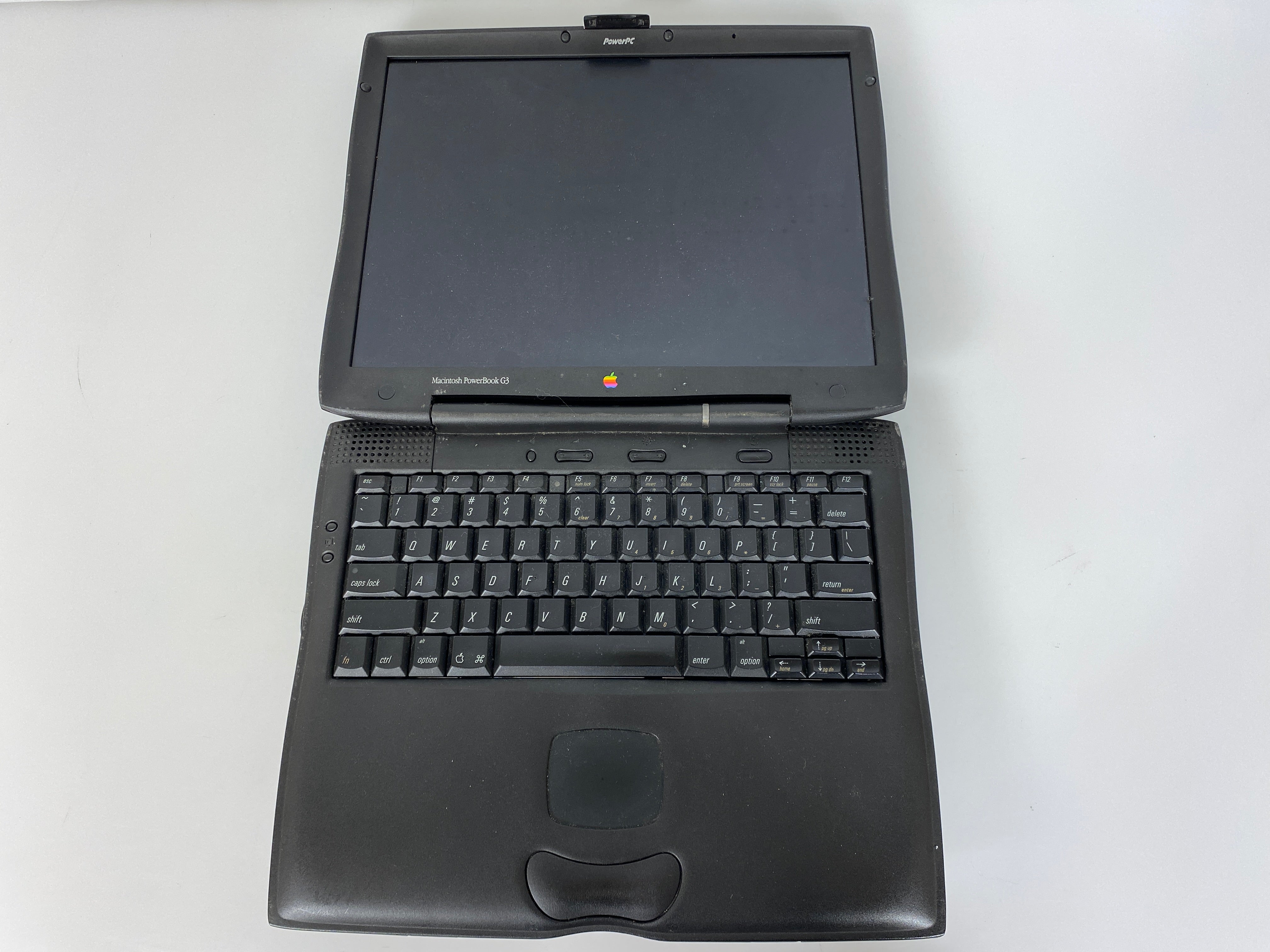 Vintage Apple M4753 PowerBook G3 233 *For Parts* – MSU Surplus Store