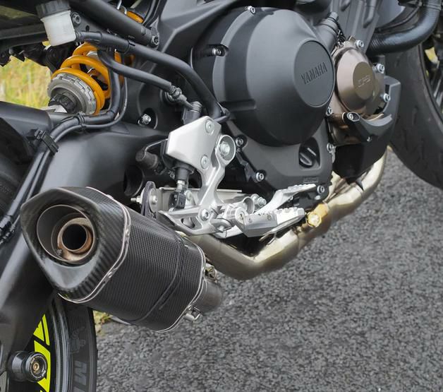 MT09 2016年式 社外エキパイ MT09 2016年式 社外エキパイ