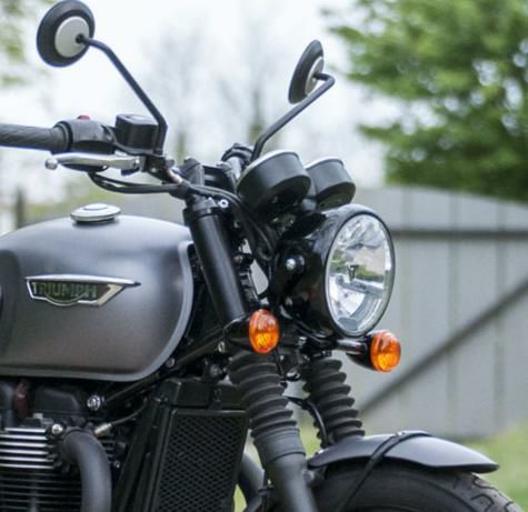 T100/T120 ヘッドライトステー＆レギュレーターブラケット ブラック