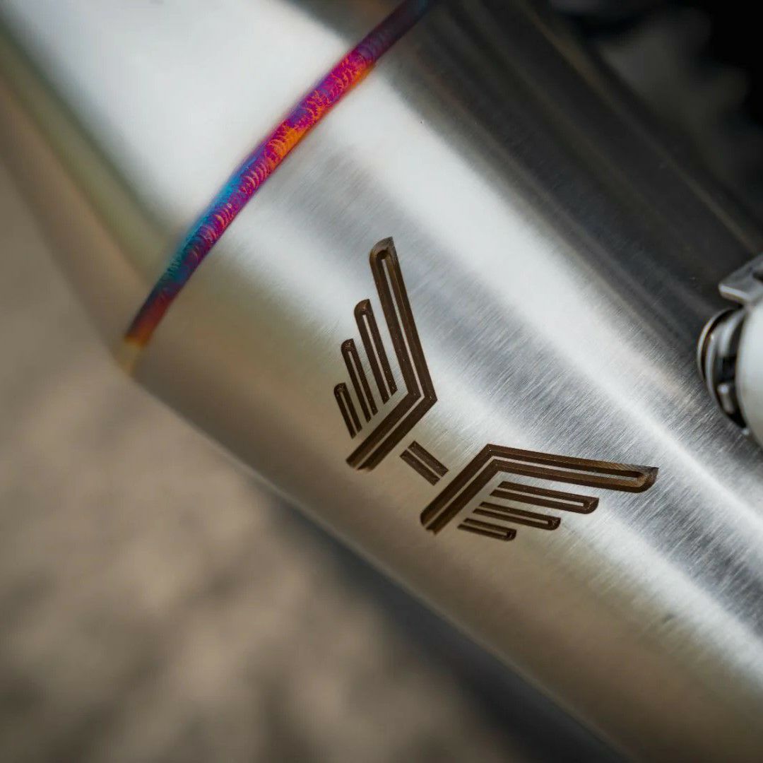 トライアンフ スピードツイン1200/RS 25- リバースコーンスリップオン