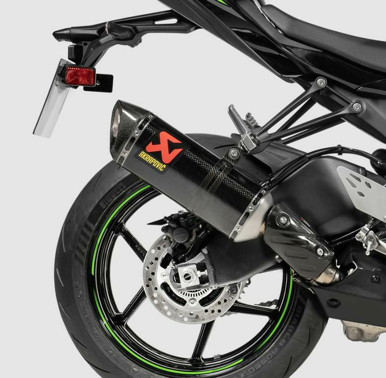 ニンジャ ZX-6R 24- スリップオンマフラー カーボン JMCA アクラポ