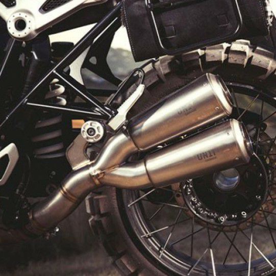 BMW RnineT スリップオンマフラー ダブルローパイプ フルチタン UNIT