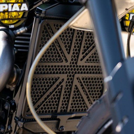 000000048743-01-l.jpg?t=