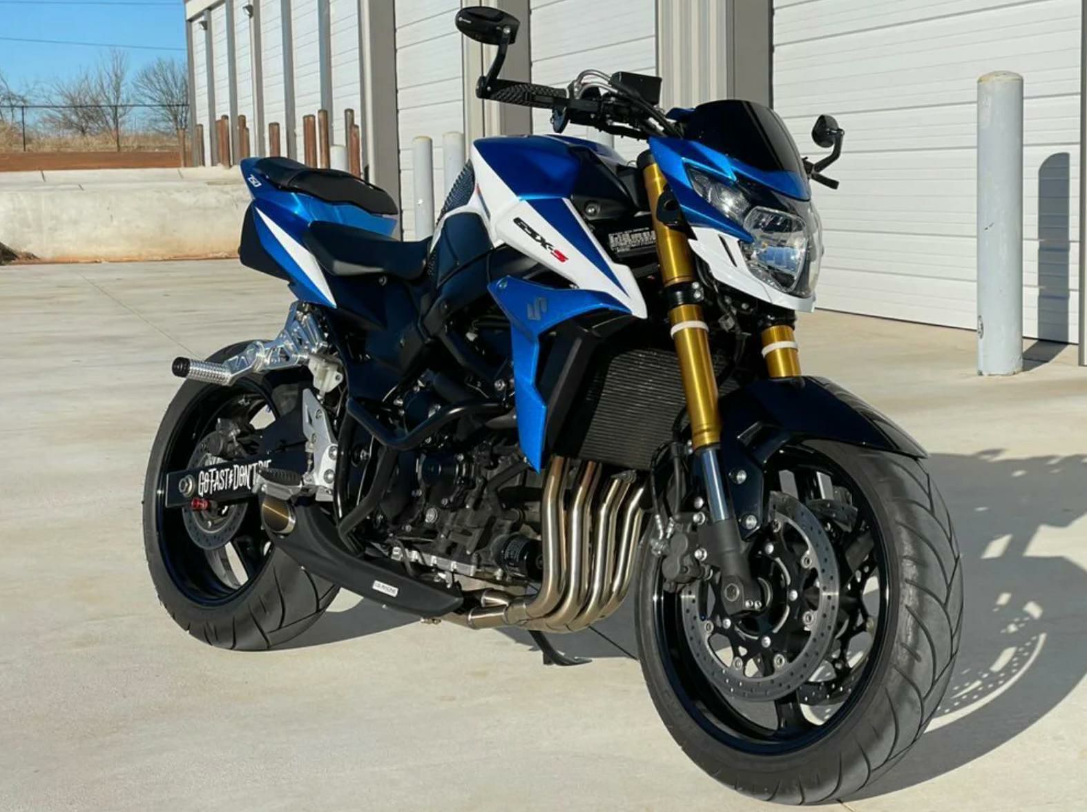 スズキ GSR750 13～15 フルエキゾーストマフラー CS レーシング