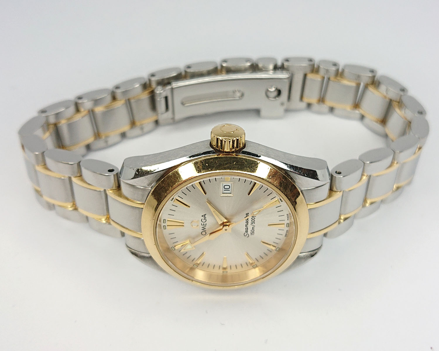 OMEGA（オメガ）の電池交換：迅速・安全・手頃な価格のサービス