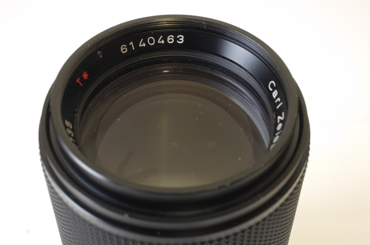Carl Zeiss 135mm f2.8 Sonnar T* manual focus lens in Contax