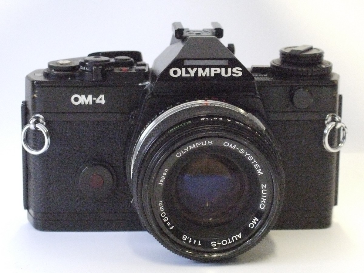Olympus OM-4 Black + 50mm f1.8 Zuiko OM lens with UV filter – MW
