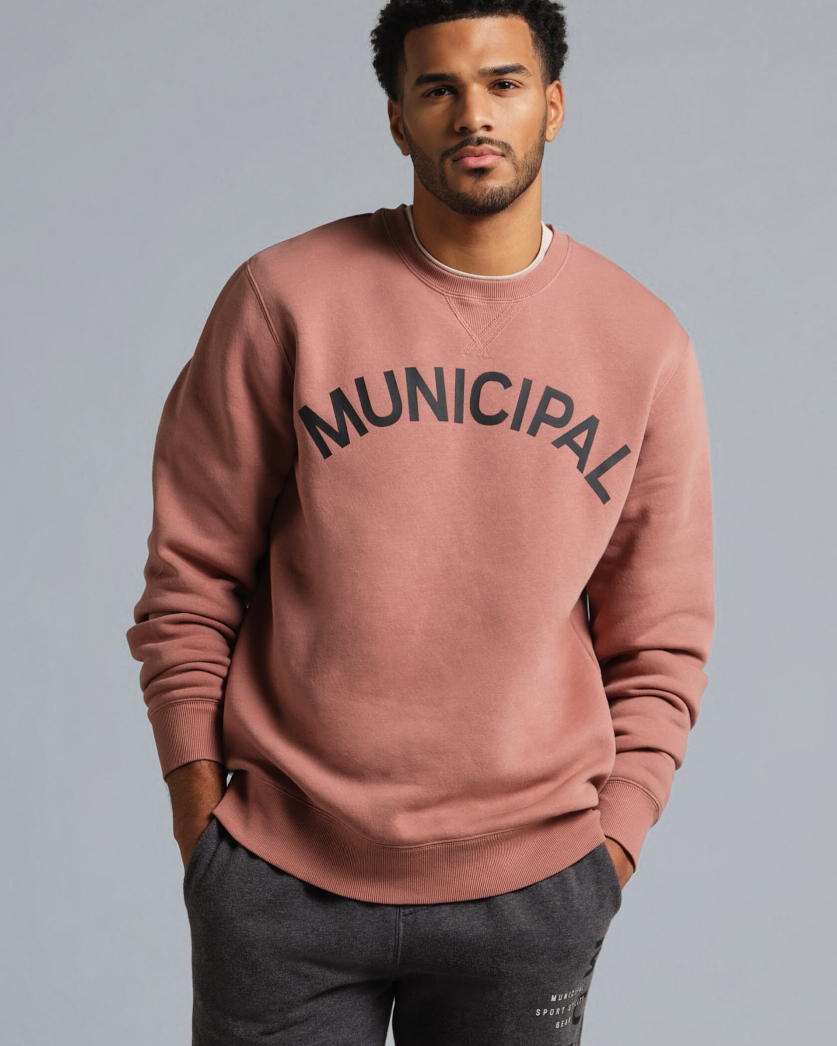 Origin Fleece Crew in Mauve / Black | MUNICIPAL