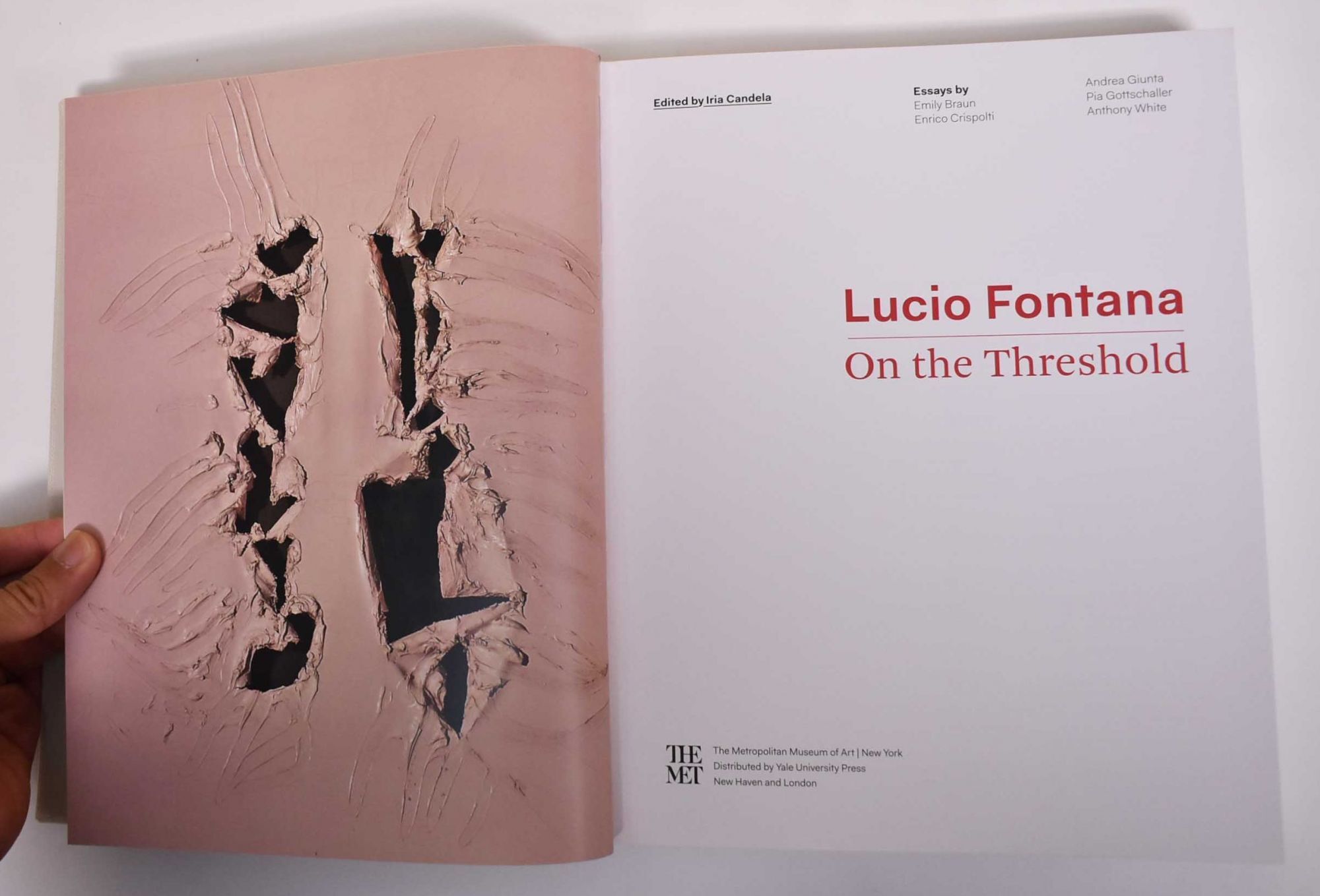 Lucio Fontana: On the Threshold | Iria Candela, Enrico Crispolti