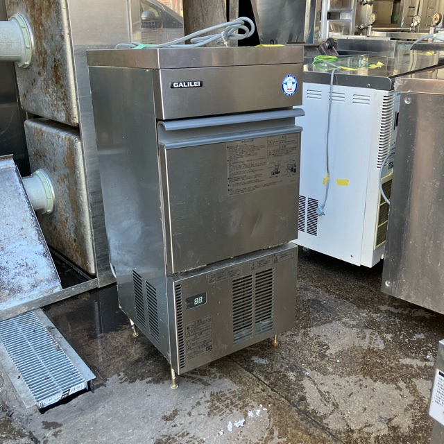 フクシマガリレイ 25kg製氷機 FIC-A25KT5 2022年製 買取させていただき