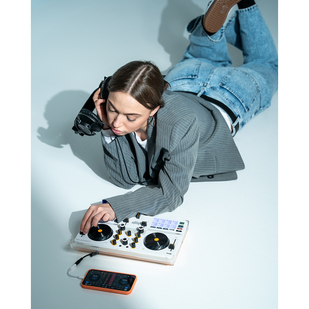 Hercules DJ DJControl Mix Ultra｜ミュージックランドKEY