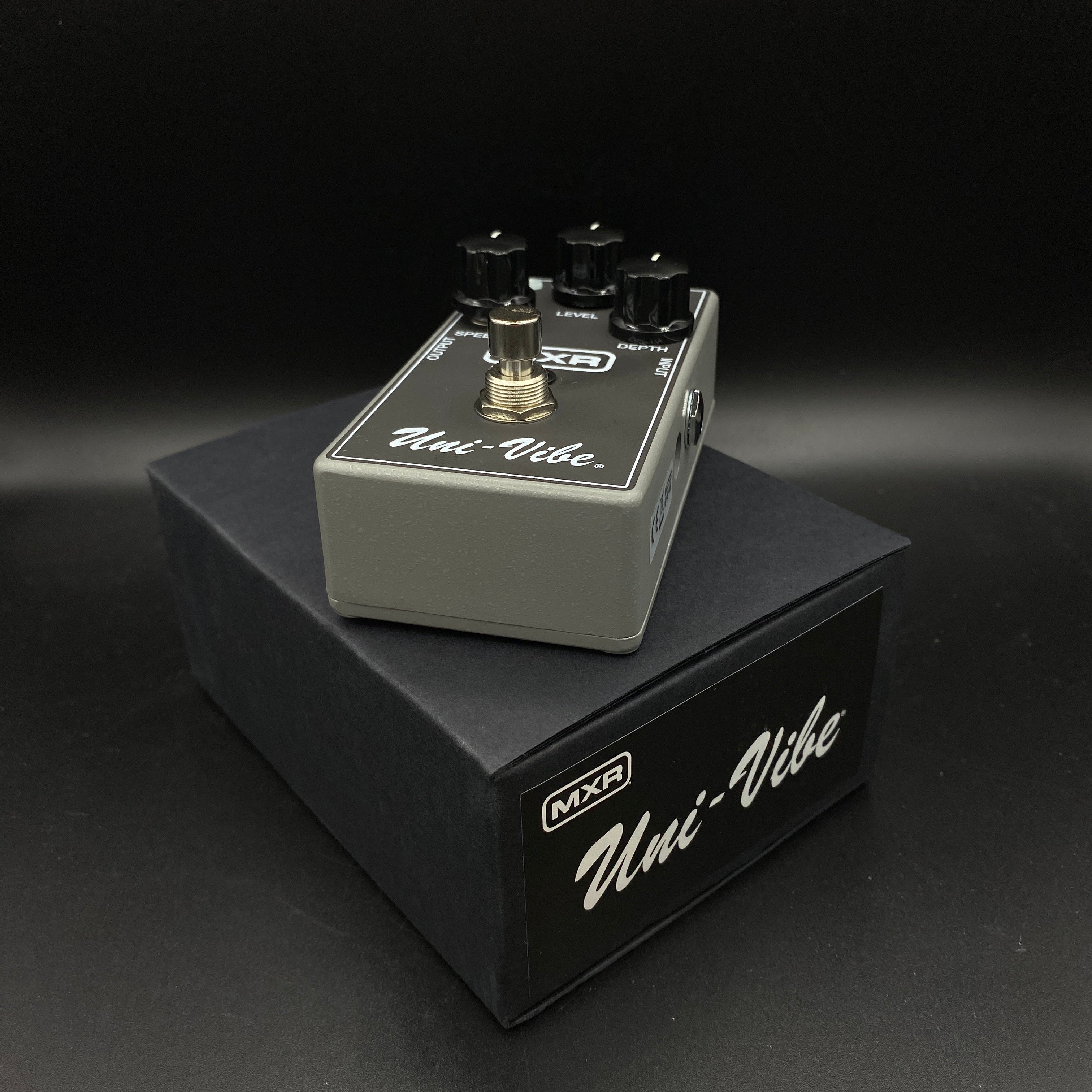 MXR Uni-Vibe CHORUS / VIBRATO 箱説なし MXR Uni-Vibe CHORUS