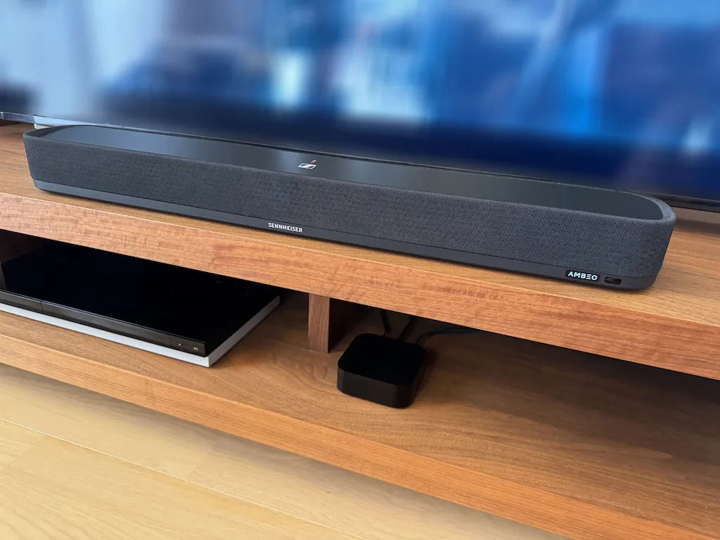 ゼンハイザー AMBEO Soundbar Miniレビュー】想像を超える没入感。小型