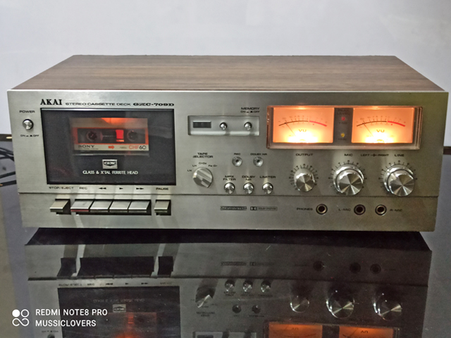 Buy Vintage AKAI GXC-709D GLASS HEAD STEREO CASSETTE DECK (1978-79
