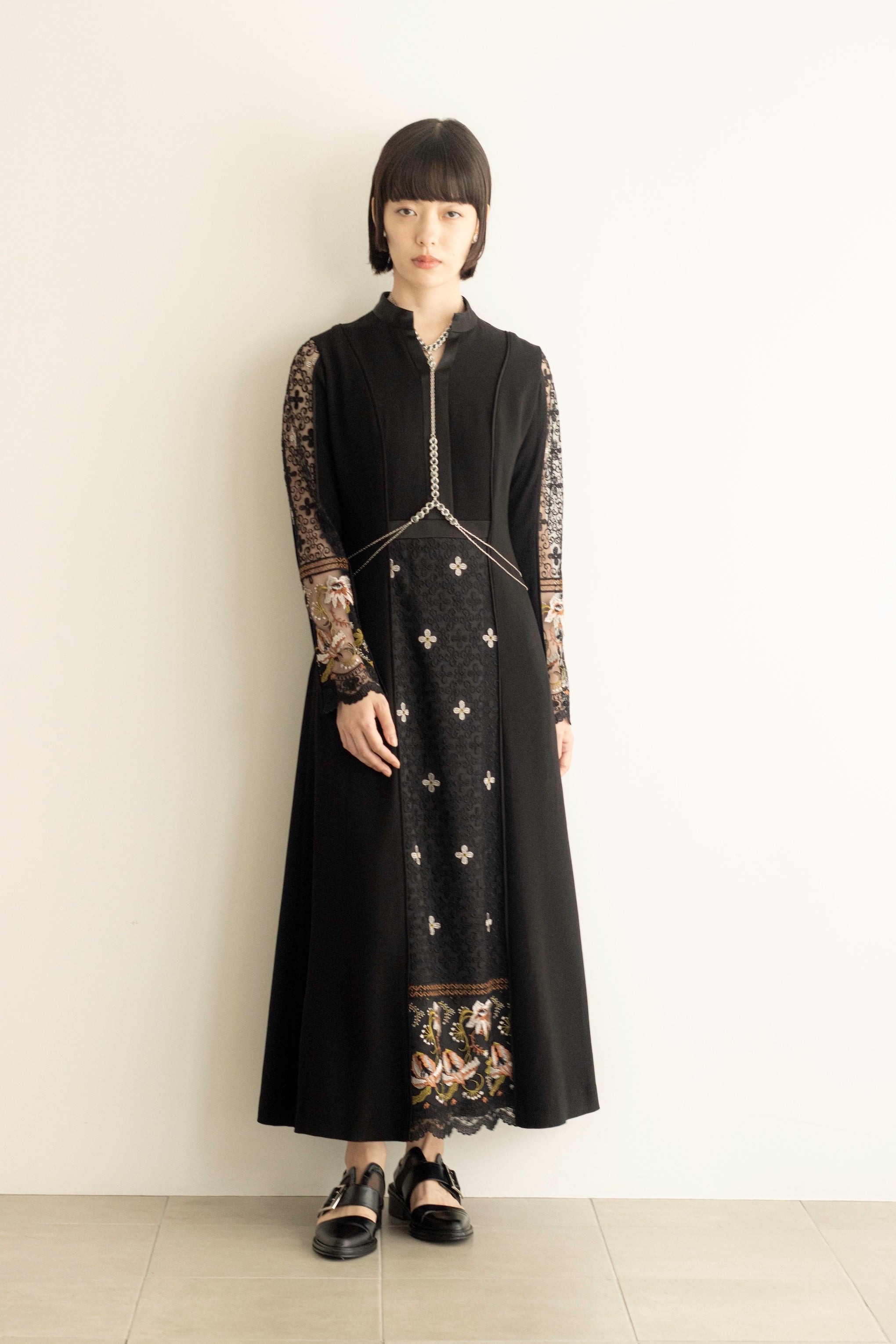 Framed flower lace dress