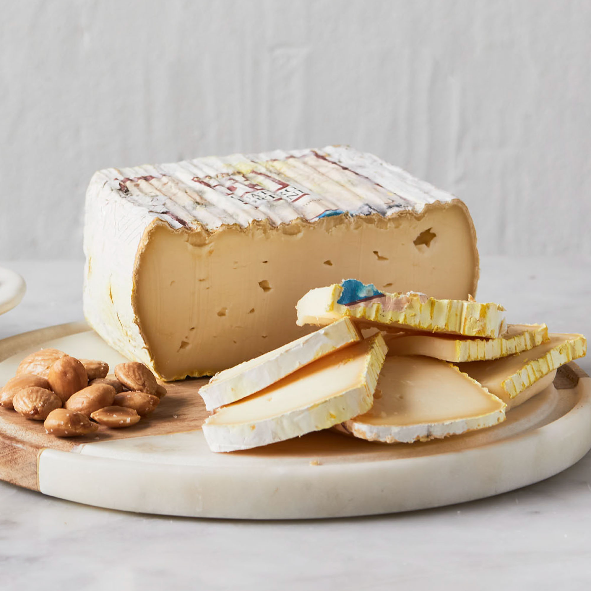 Casatica® di Bufala - a tangy, pudgy Italian buffalo milk cheese