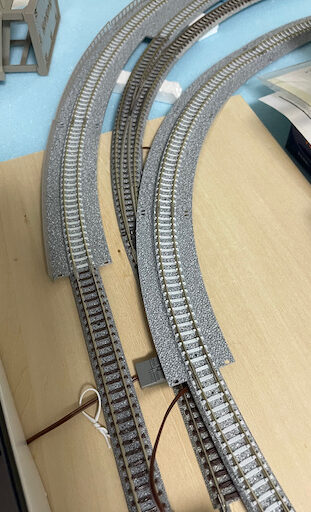 レイアウト〜高架橋部分を Tomix 製品を活用して作る - 遅咲き鉄道模型の道