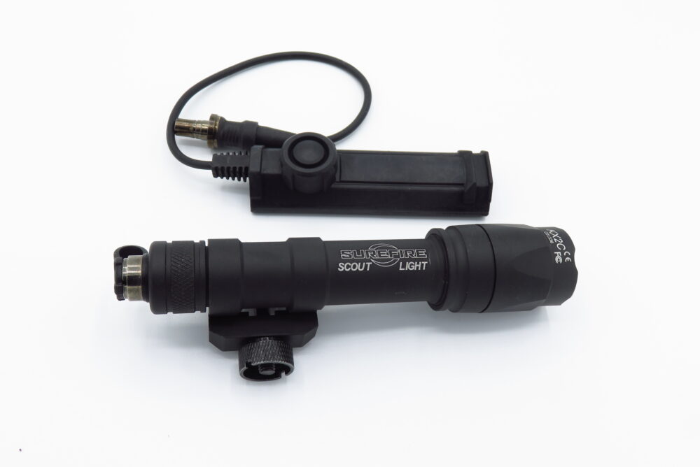 安価だけど高性能】SUREFIRE M600Cタイプのスカウトライトを買ってみた