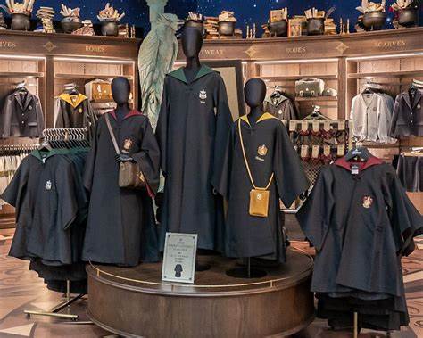 ハリーポッタースタジオツアーのローブは売り切れる！】確実に買える