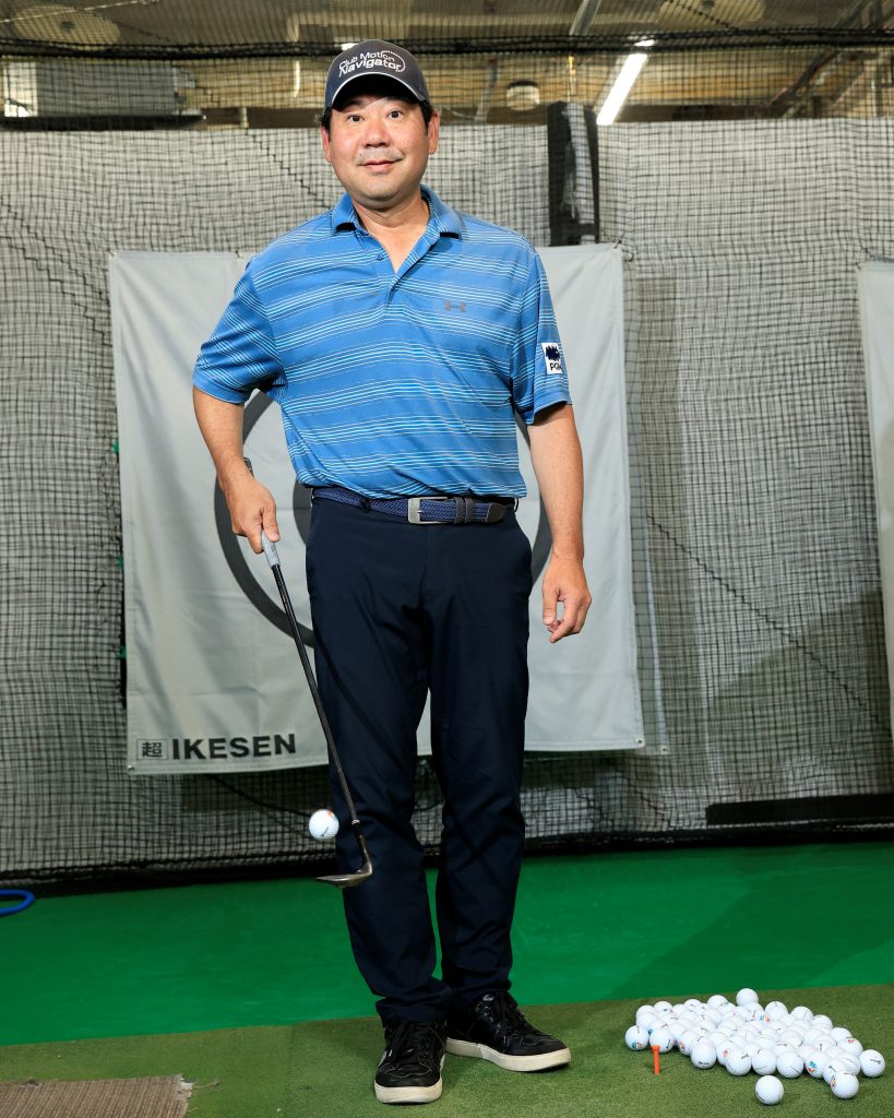 東大ゴルフ部監督・井上透が導き出した最速上達の第一歩は“片手打ち