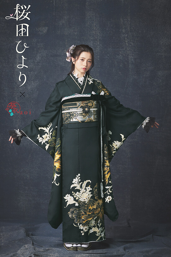 ウメショウの振袖 /黒色/クール/牡丹柄/ 桜田ひより | My振袖