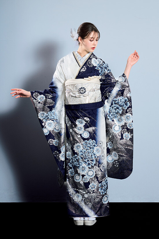 ふりそでMODE ウェディングボックスの振袖 /紺色/エレガント/花柄
