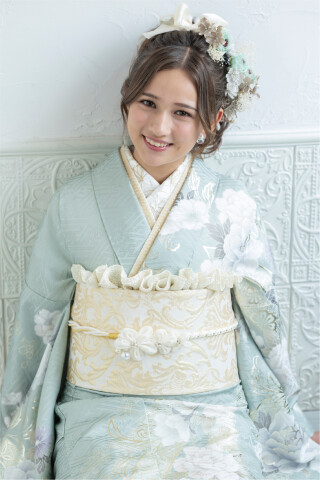 菊京屋の振袖 /その他色/緑色/キュート/牡丹柄/ ミント系に牡丹に