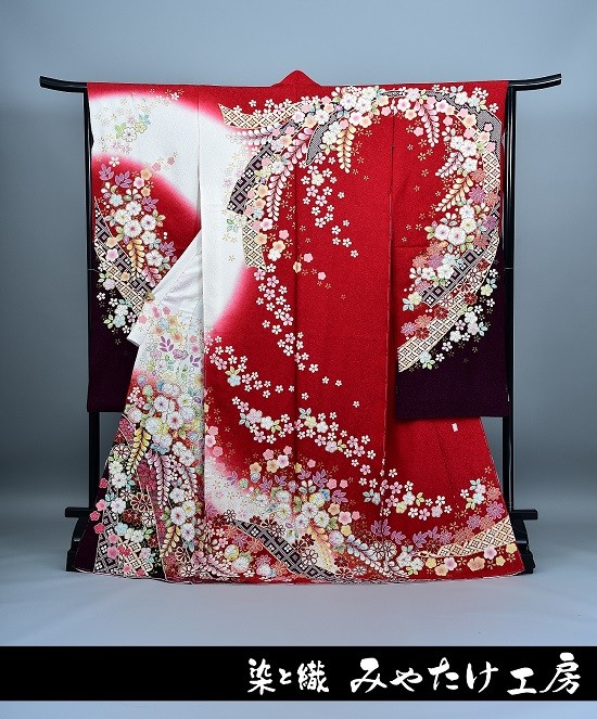 古典柄振袖専門 みやたけ工房の振袖 /赤色/白色/古典/花柄/ 翠山工房