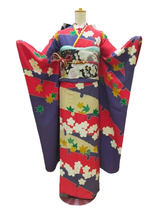 振袖の小いけ 鶴岡銀座店の振袖 /紺色/古典/熨斗柄/ 紺地 吉祥文様熨斗