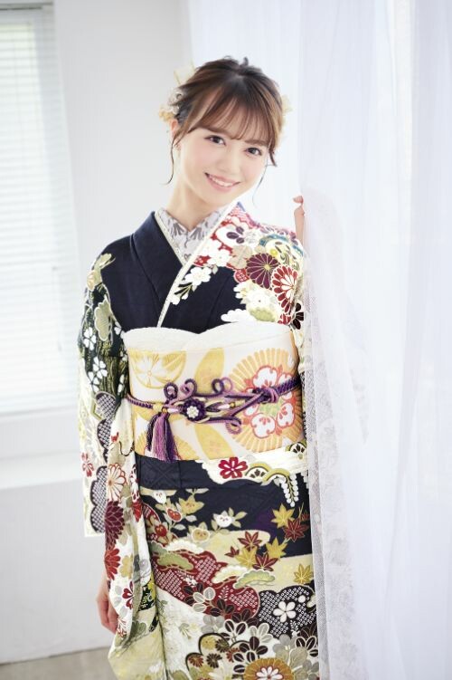 Furisode Mode Sumiyoshiの振袖 /紺色/古典/花柄/ 001 | My振袖