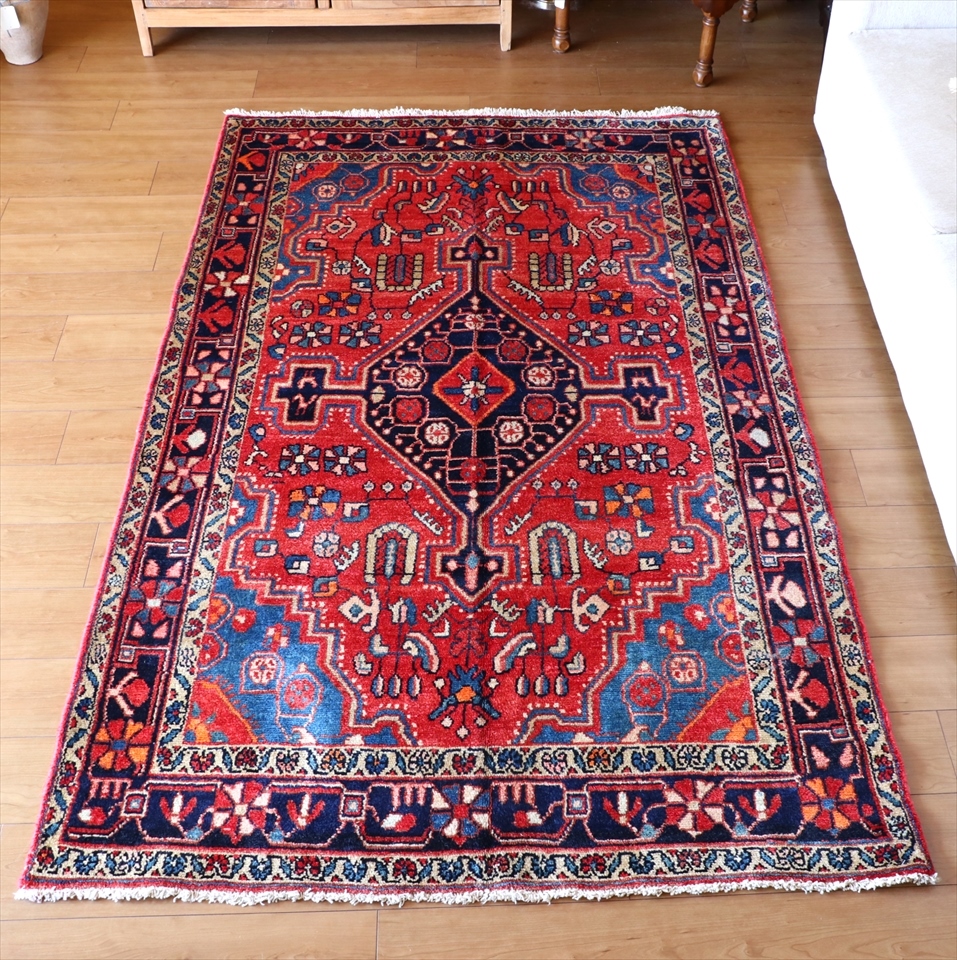 Y3080 パキスタン絨毯 ウール 手織り 193×125㎝ トライバルラグ Y3080