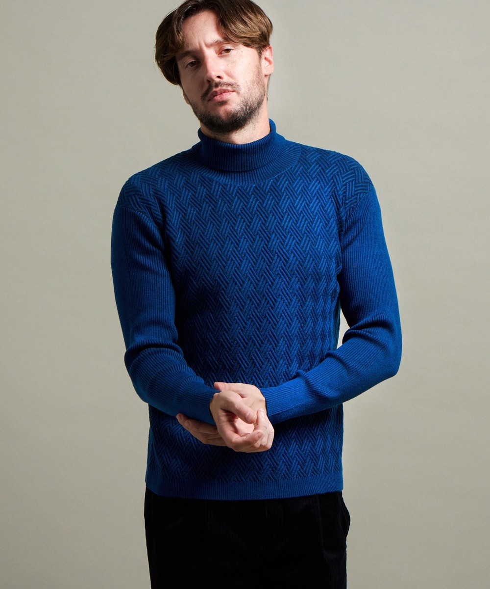 HIDEAWAYS BLACK】バスケットジャカードタートルネックニット｜プル