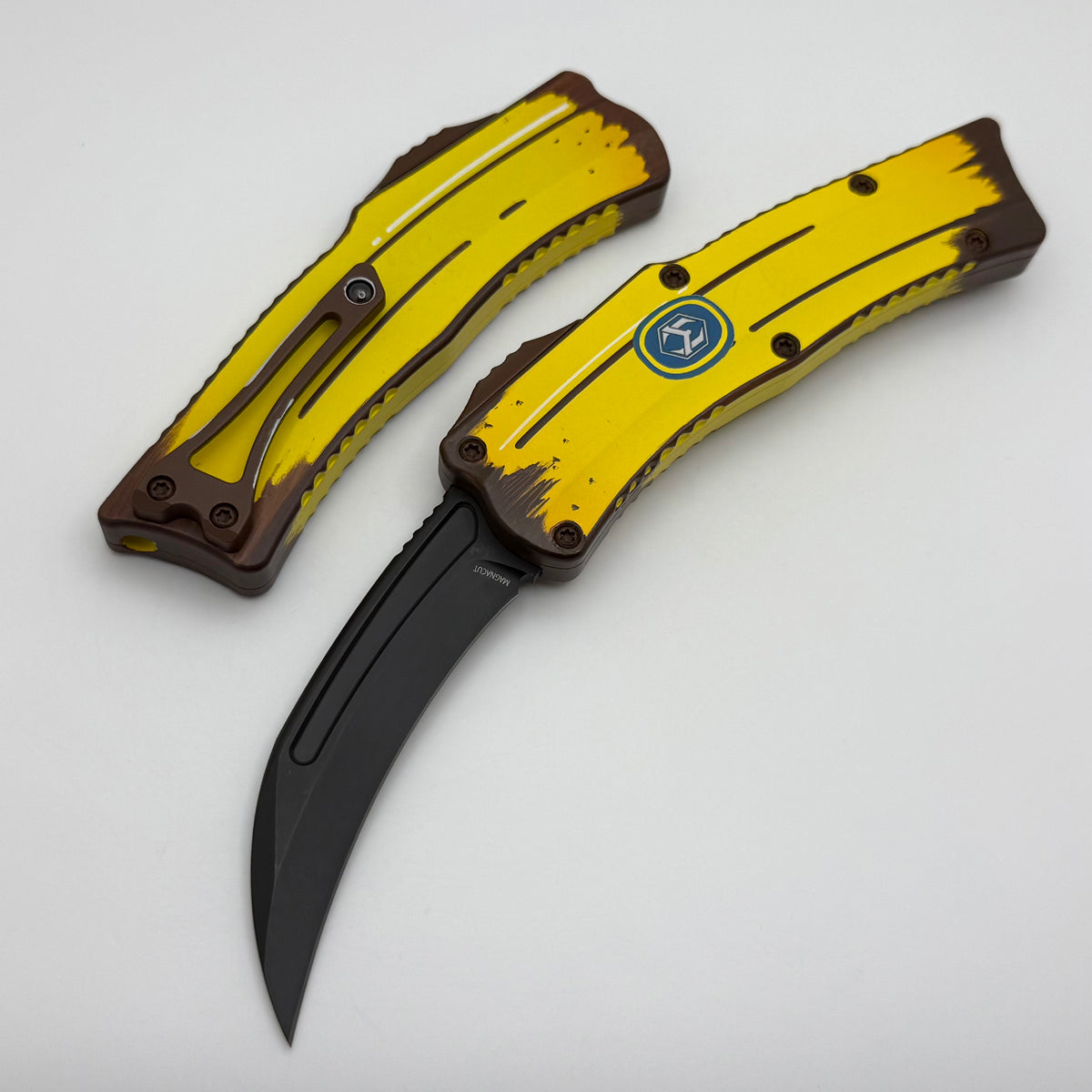 Heretic ROC STABNANA Cel Shade Banana Handles w/ DLC Blade H060-6ACS-N