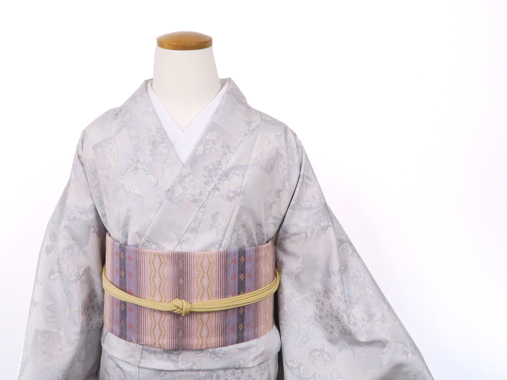 花と抽象柄 横絣 白大島 | たまるや七草着物店