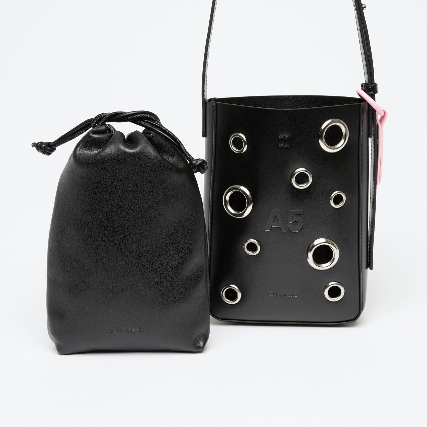 Peephole A5 – nana-nana