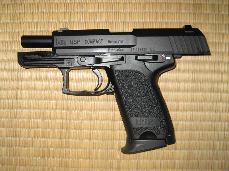 USP コンパクト (東京マルイ製・ガスブローバック)│ナナシノミコト