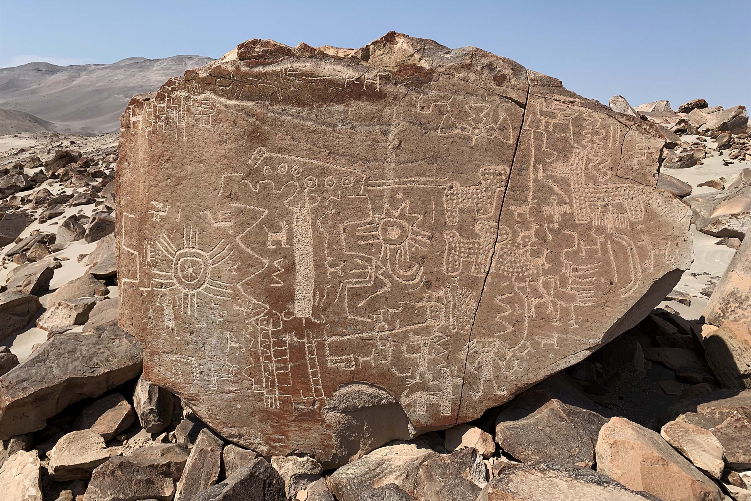 ペルーお勧め訪問地：トロ・ムエルトのペトログリフ – アレキーパ